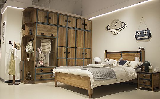 青年公社實(shí)木家具
